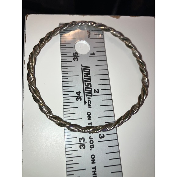 Vintage 2 Texture Silver-Tone Rope Style Bangle 2.75 Inch Around Bracelet! - Picture 9 of 9